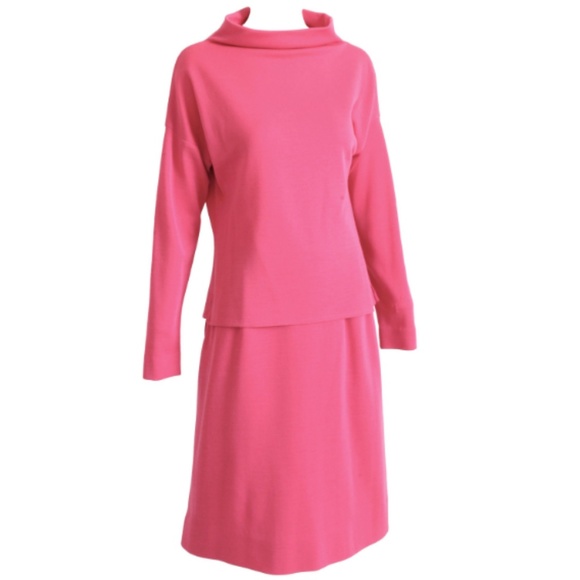 Bonnie Cashin for Sills Suit Pink Wool Knit Raglan Sleeve Top + Skirt Vintage - Picture 1 of 7